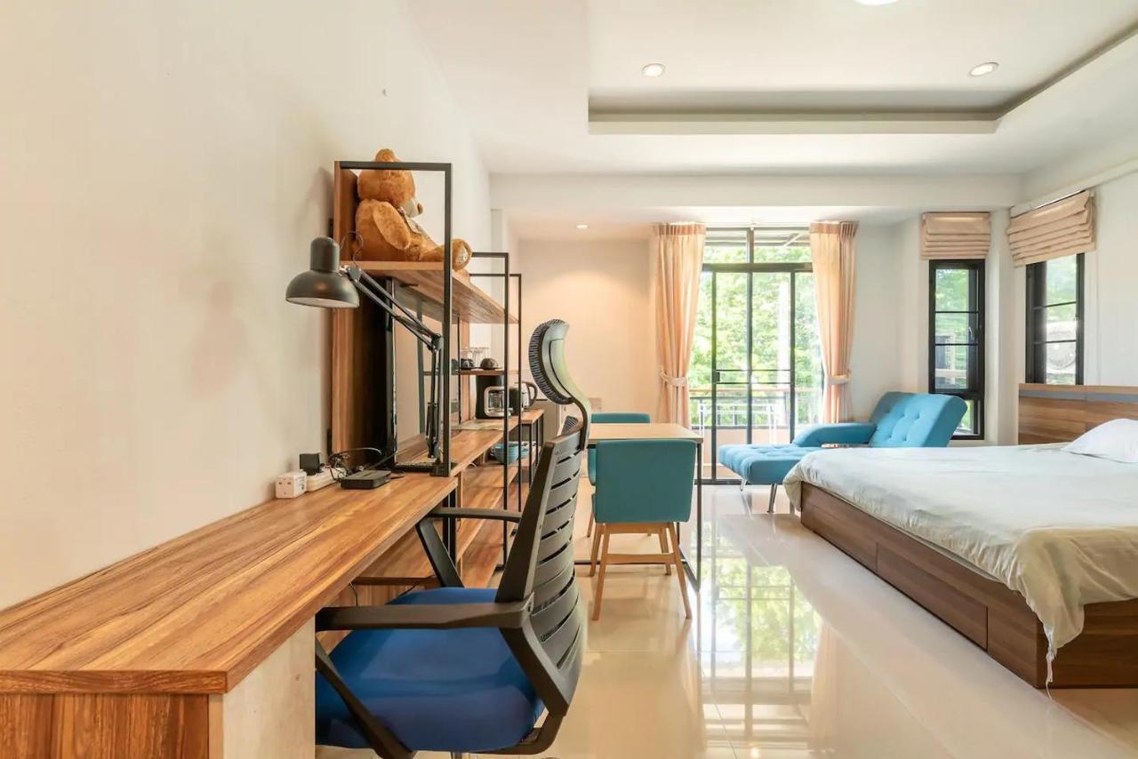 Homestay Loft Style Townhouse Near Old *