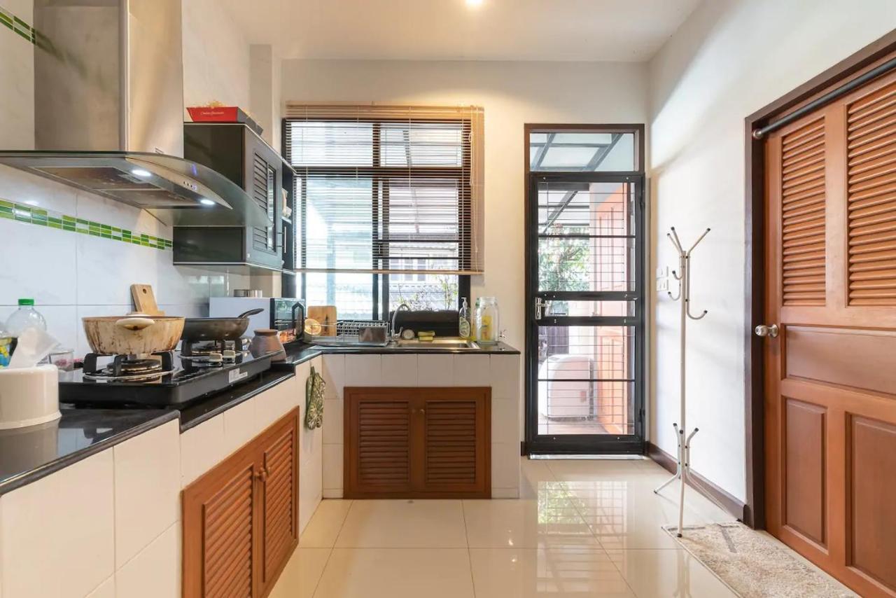 Homestay Loft Style Townhouse Near Old